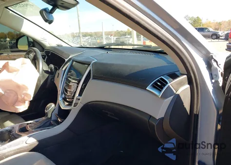 2014 Cadillac Srx Luxury Collection z USA, uszkodzony, nr VIN 3GYFNBE30ES615023